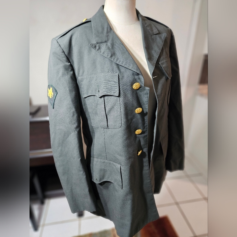 U.S. Army Gray Blazer with Gold Buttons - Picture 2 of 9